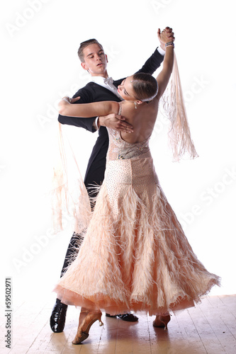 Foto-Doppelrollo - dancers in ballroom against white background (von konstantant)