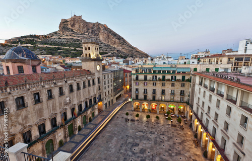 Fotografia  Beautiful architecture in Alicante, Spain