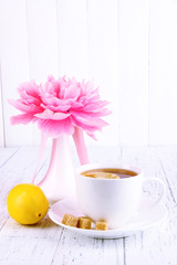 Aufkleber - Cup of tea with lemon close up