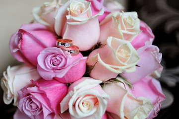 bridal bouquet of white and pink roses