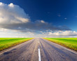 © biletskiyevgeniy - Road and sky. Beautiful summer landscape