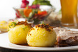 Kartoffelknödel und Bayerischer Schweinebraten