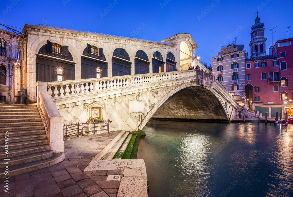 Rialto Brücke in Venedig - obrazy, fototapety, plakaty 