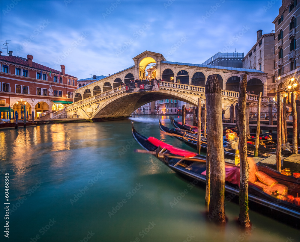 Ponte di Rialto in Venedig - obrazy, fototapety, plakaty 