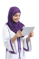 Sticker - Arab woman reading a tablet reader