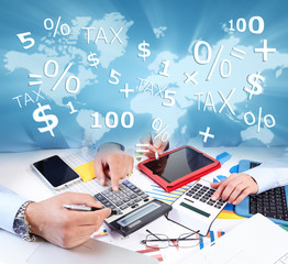 Aufkleber - Hands of business people with calculator.