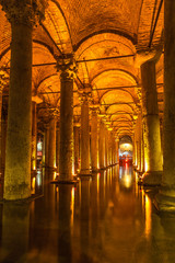 Fototapete - Underground Basilica Cistern (Yerebatan Sarnici) in Istanbul, Tu