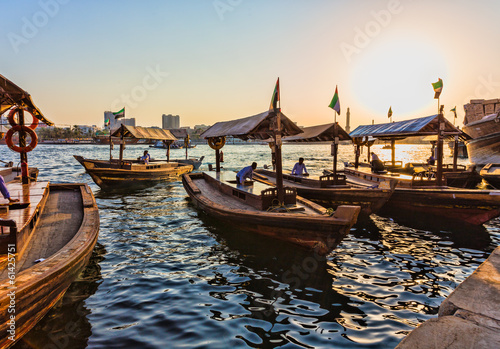 Zdjęcie XXL Łodzie na zatoce Bay Creek w Dubaju, ZEA