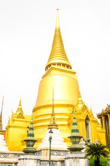 Canvas Print - Emerald temple in thailand