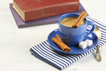 Canvas Print - Cup of coffee and books