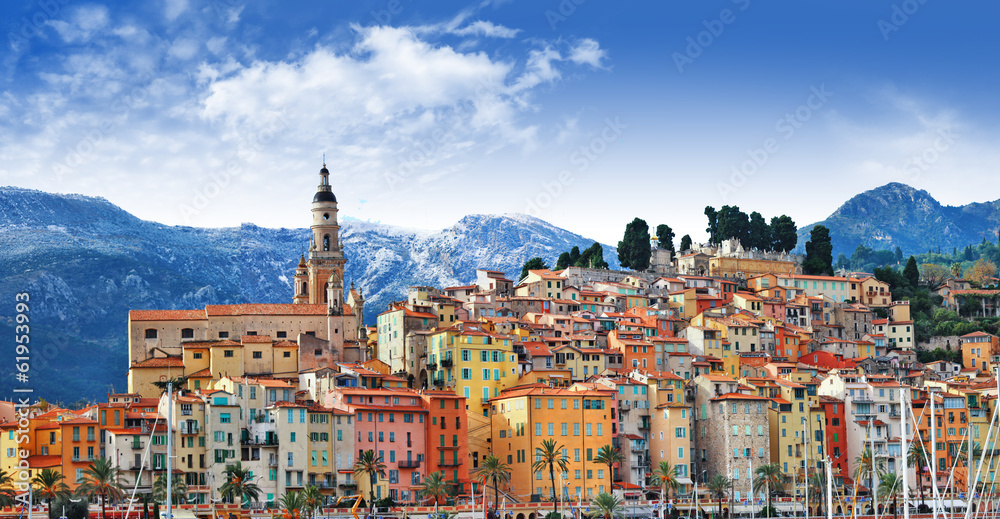 kolory-poludniowej-europy-menton-piekne-miasto-frank-graniczny