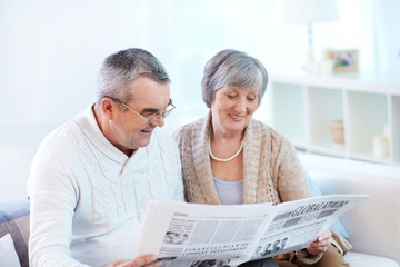 Canvas Print - Reading together