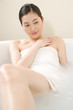 © TAGSTOCK2 - woman taking a bath