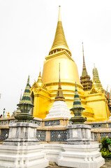 Canvas Print - Emerald temple in thailand