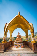 Wat Phra Thad Phasornkaew