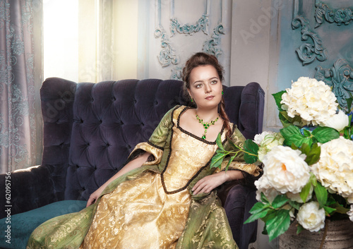 Fotomural Beautiful woman in medieval dress