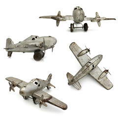 Avion jouet en fer blanc - Tin toy airplane