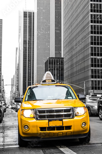 Naklejka dekoracyjna yellow cab of new york