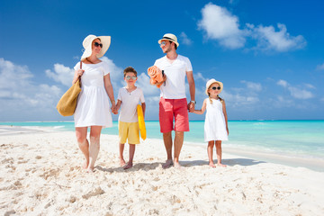 Wall Mural - Family on a tropical beach vacation