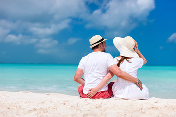 Sticker - Couple at tropical beach