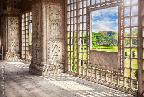 Obraz w ramie Marble hall in Red Fort