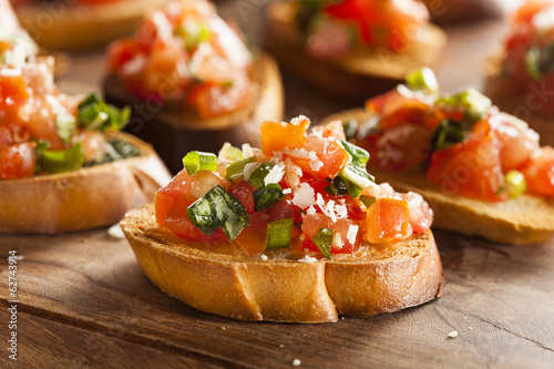 Fotografía Homemade Italian Bruschetta Appetizer