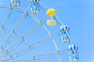 Wall Mural - Amusement ferris wheel in the park