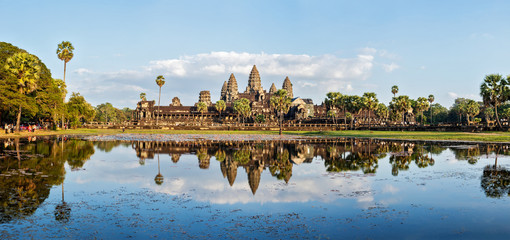 Fototapete - Panorama of Angkor Wat