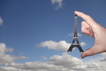 tour eiffel et ciel 2