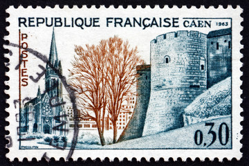 Postage stamp France 1963 Church and Ramparts, Caen