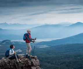 Wall Mural - couple hiking