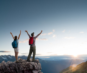 Wall Mural - couple hiking