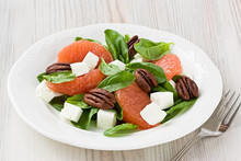 Spinach Grapefruit Goat Cheese Salad With Pecan