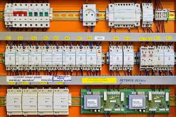 Poster - Control panel with static energy meters and circuit-breakers