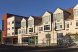 Fototapeta Londyn - Retirement community building in East Portland OR.