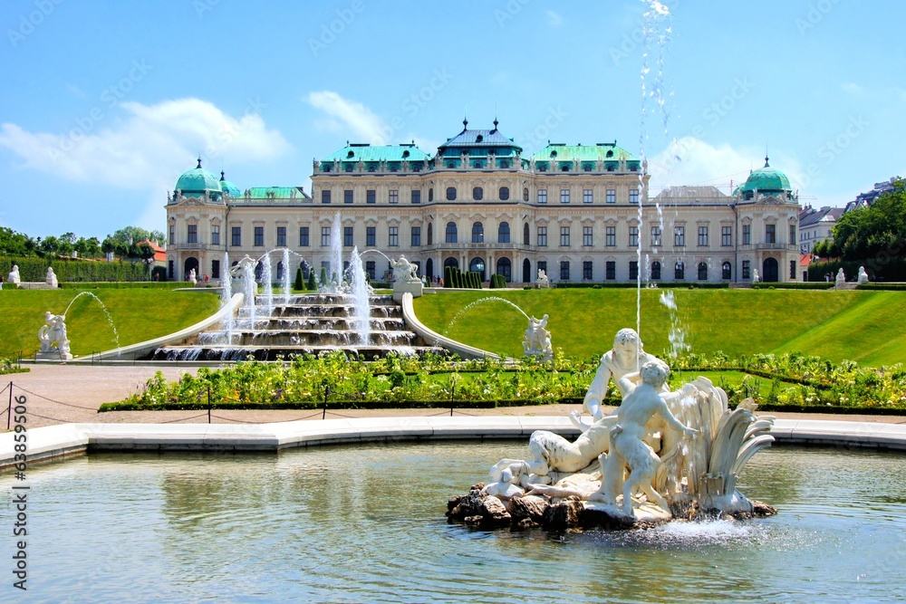 Belvedere Palace, garden and fountains, Vienna, Austria - obrazy, fototapety, plakaty 