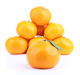 Wall Mural - Ripe sweet tangerines, isolated on white