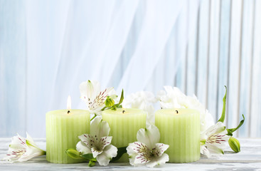 Poster - Beautiful candles with flowers