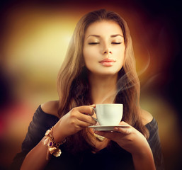 Wall Mural - Beauty Model Girl with the Cup Tea or Coffee