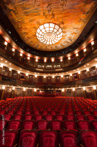 Mata magnetyczna theater interior