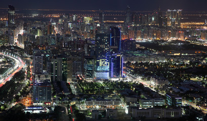 Fototapete - City of Abu Dhabi at night. United Arab Emirates