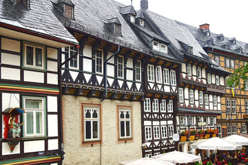 Fototapete - Old Fachwerk house in Goslar.