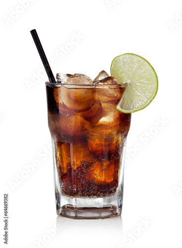 Naklejka dekoracyjna Cuba Libre Drink with lime on a white background