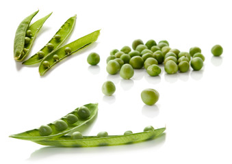 Poster - green peas over white