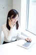 © blanche - 働く女性