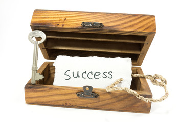 success tag in box