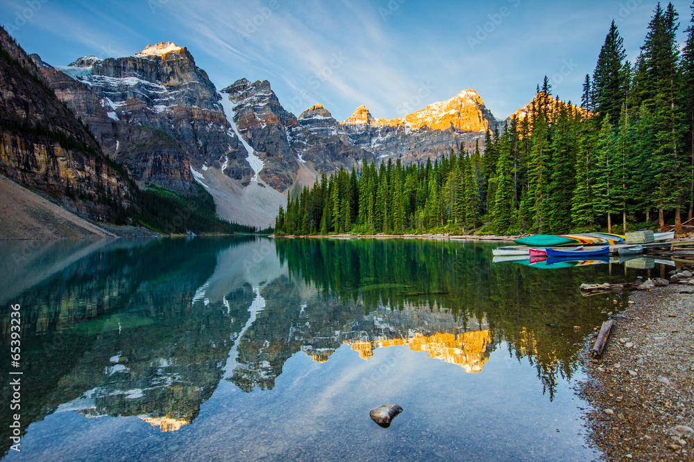 canada Wall Mural | WallsHeaven | Lukas Uher