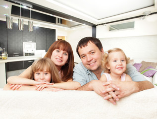 Poster - Happy family at home