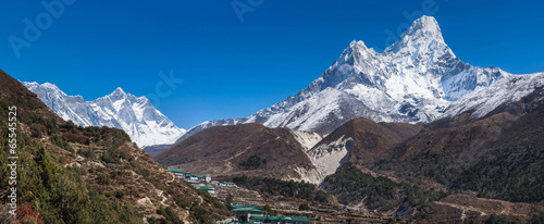 Plakaty Mount Everest  panoramiczny-widok-na-ama-dablam-everest-i-lhotse