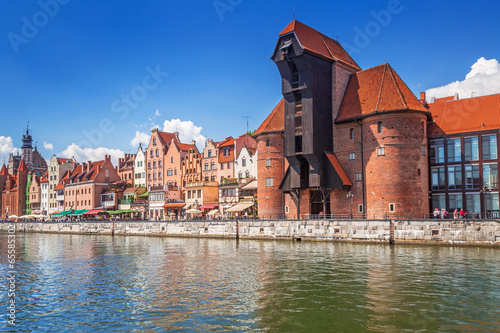 Nowoczesny obraz na płótnie The medieval port crane over Motlawa river in Gdansk, Poland